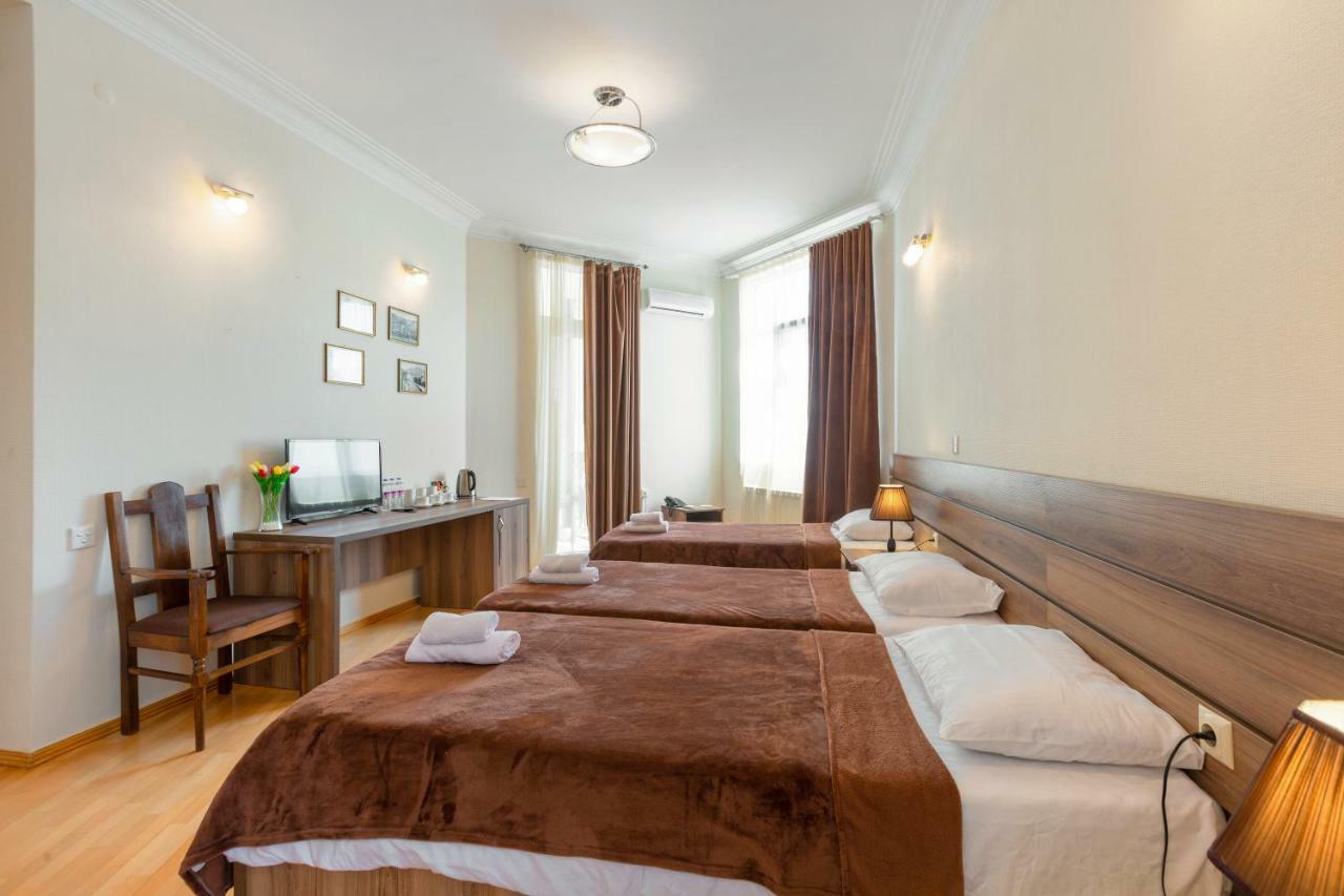 Villa Tiflisi Екстериор снимка