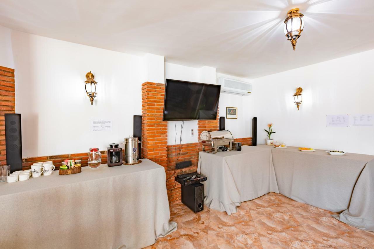 Villa Tiflisi Екстериор снимка