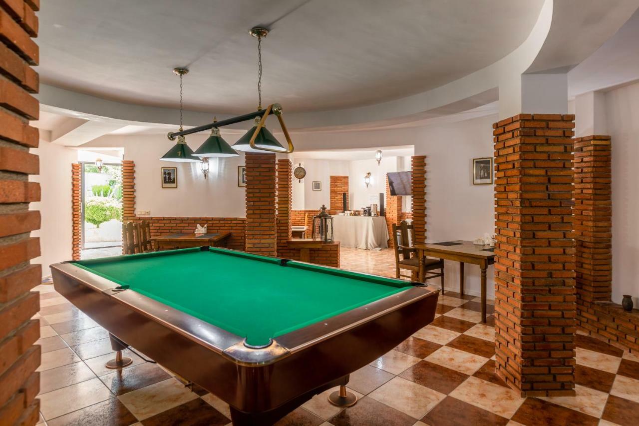 Villa Tiflisi Екстериор снимка