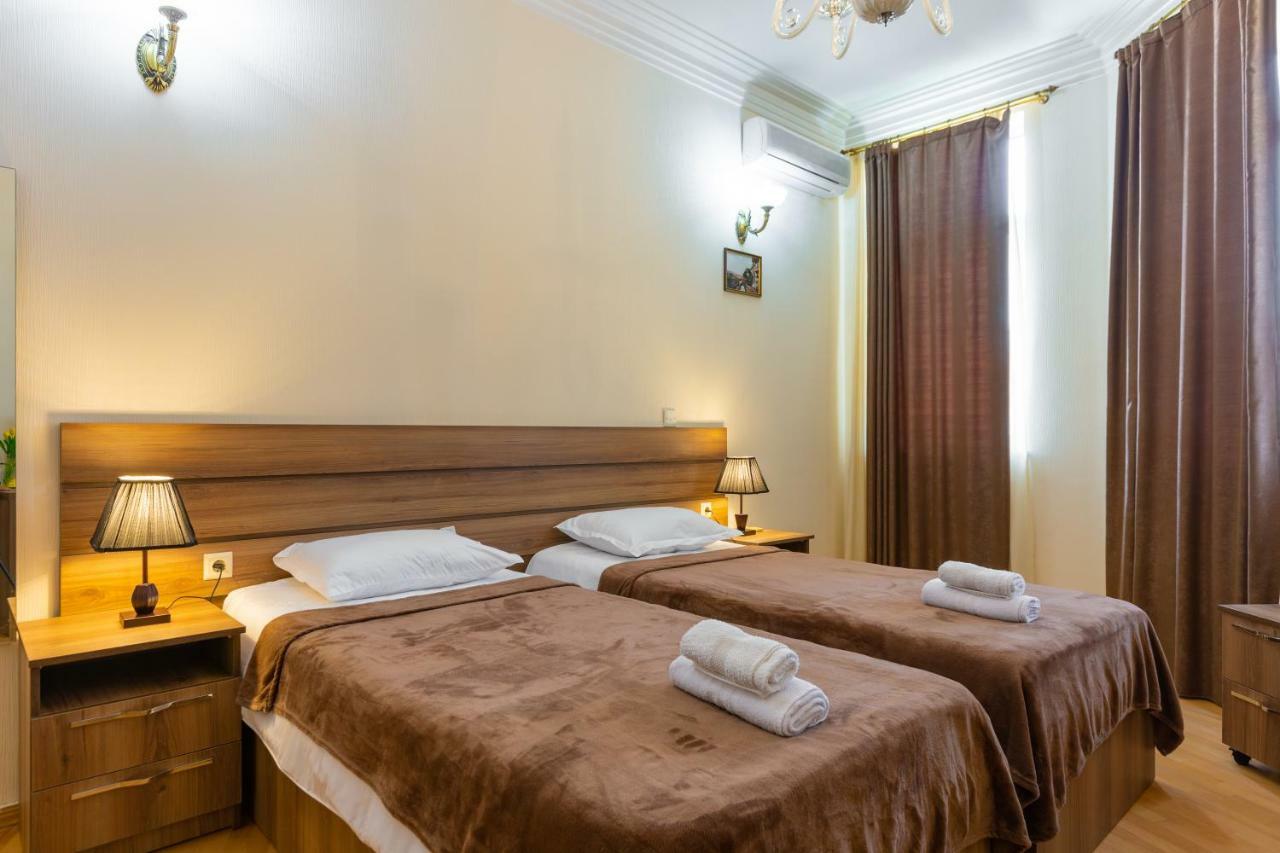 Villa Tiflisi Екстериор снимка